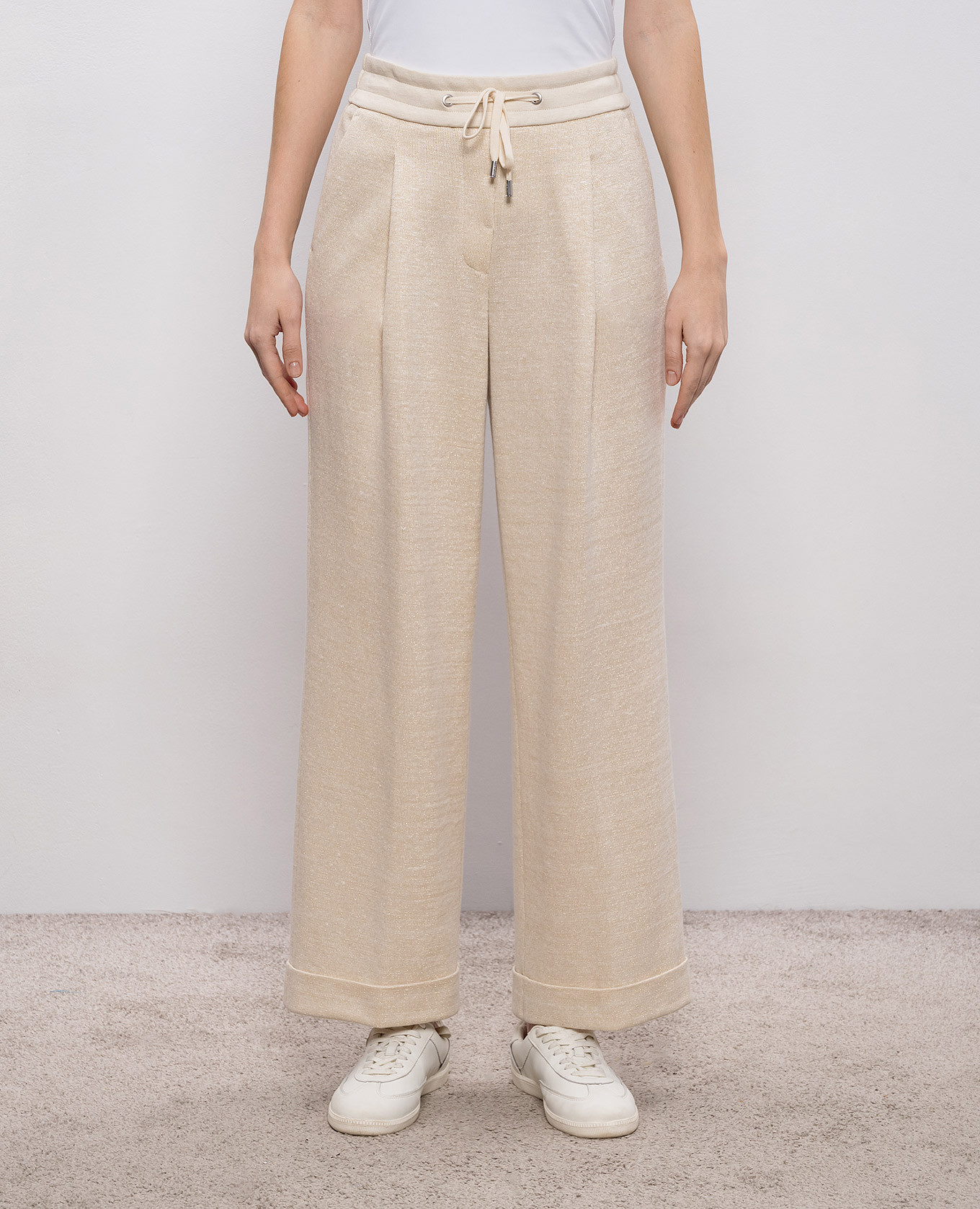 Beige sweatpants with lurex Peserico
Beige sweatpants with lurex Peserico