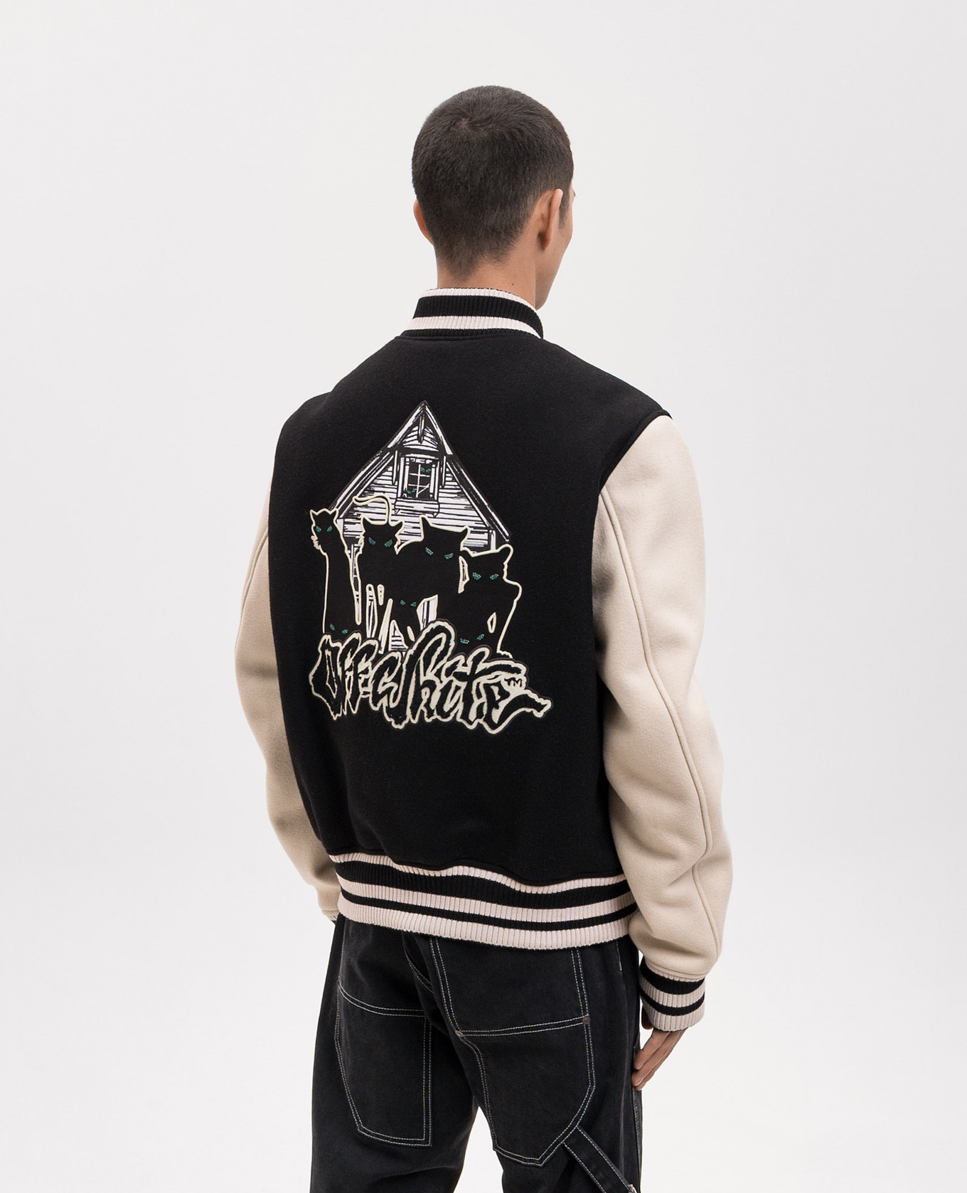 Black Panthers bomber jacket Off-White
Black Panthers bomber jacket Off-White