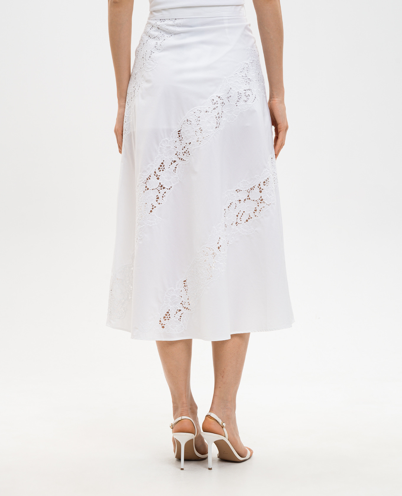 White midi skirt with embroidery Twinset
White midi skirt with embroidery Twinset