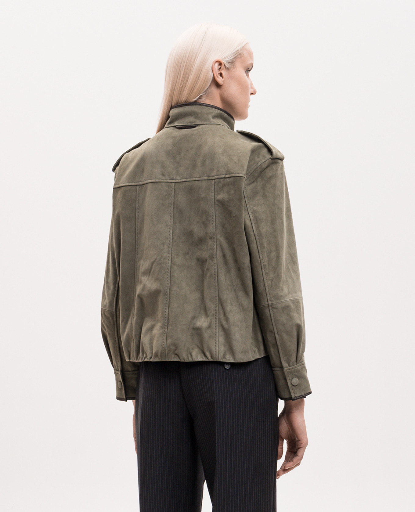 Green suede jacket Babe Pay Pls
Green suede jacket Babe Pay Pls