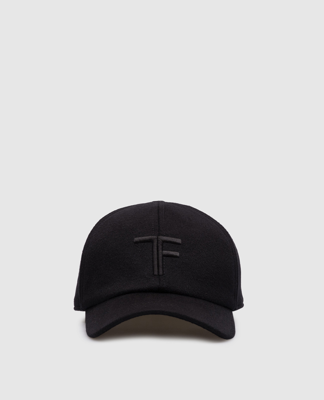 Black cashmere cap Tom Ford
Black cashmere cap Tom Ford