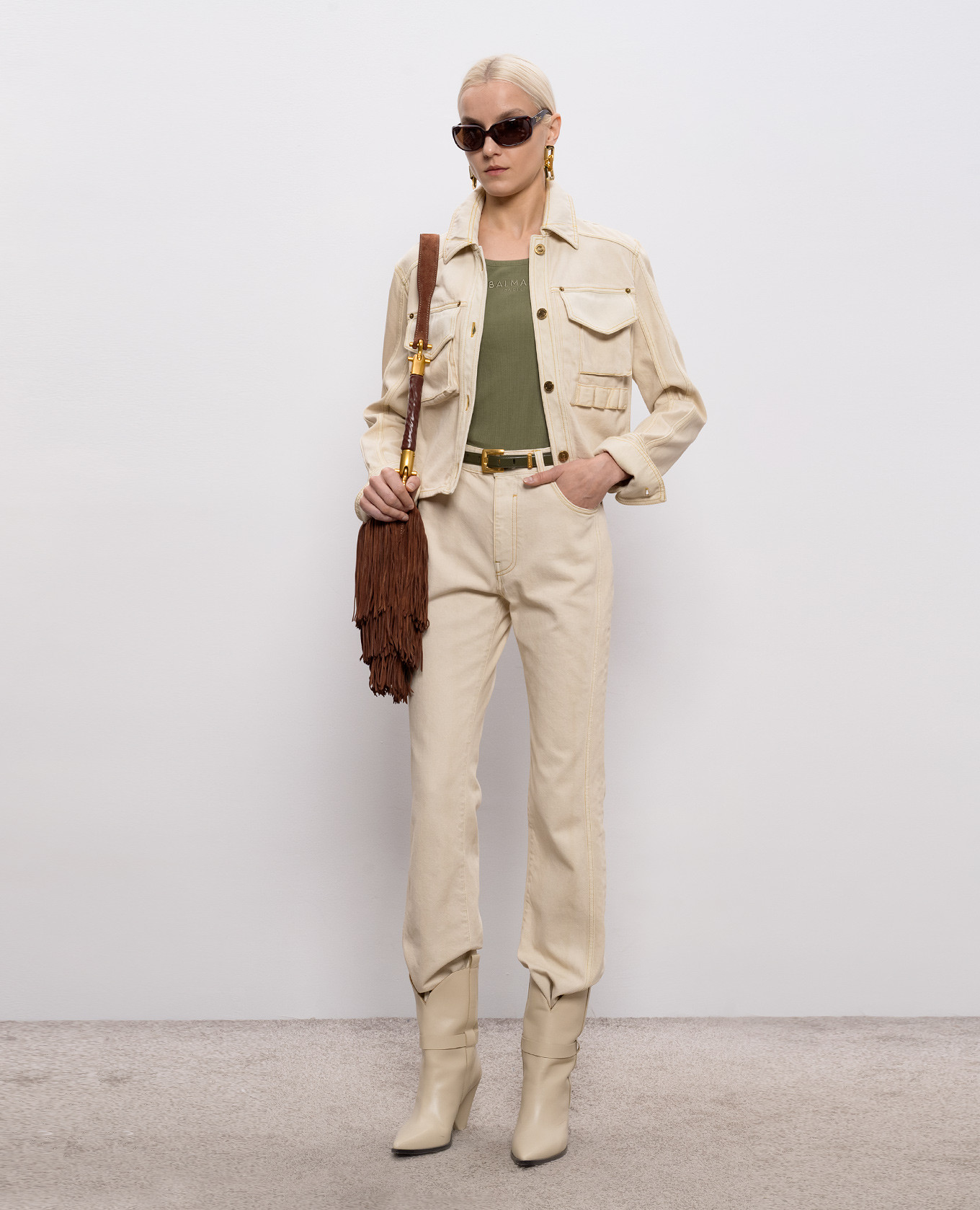 Khaki ribbed T-shirt Balmain
Khaki ribbed T-shirt Balmain