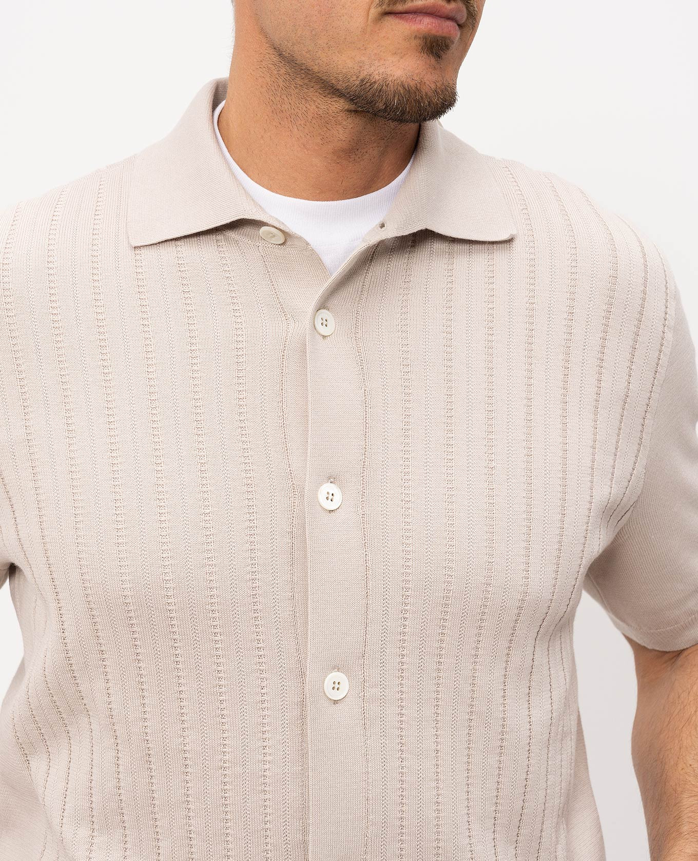 Beige shirt with short sleeves Brunello Cucinelli
Beige shirt with short sleeves Brunello Cucinelli