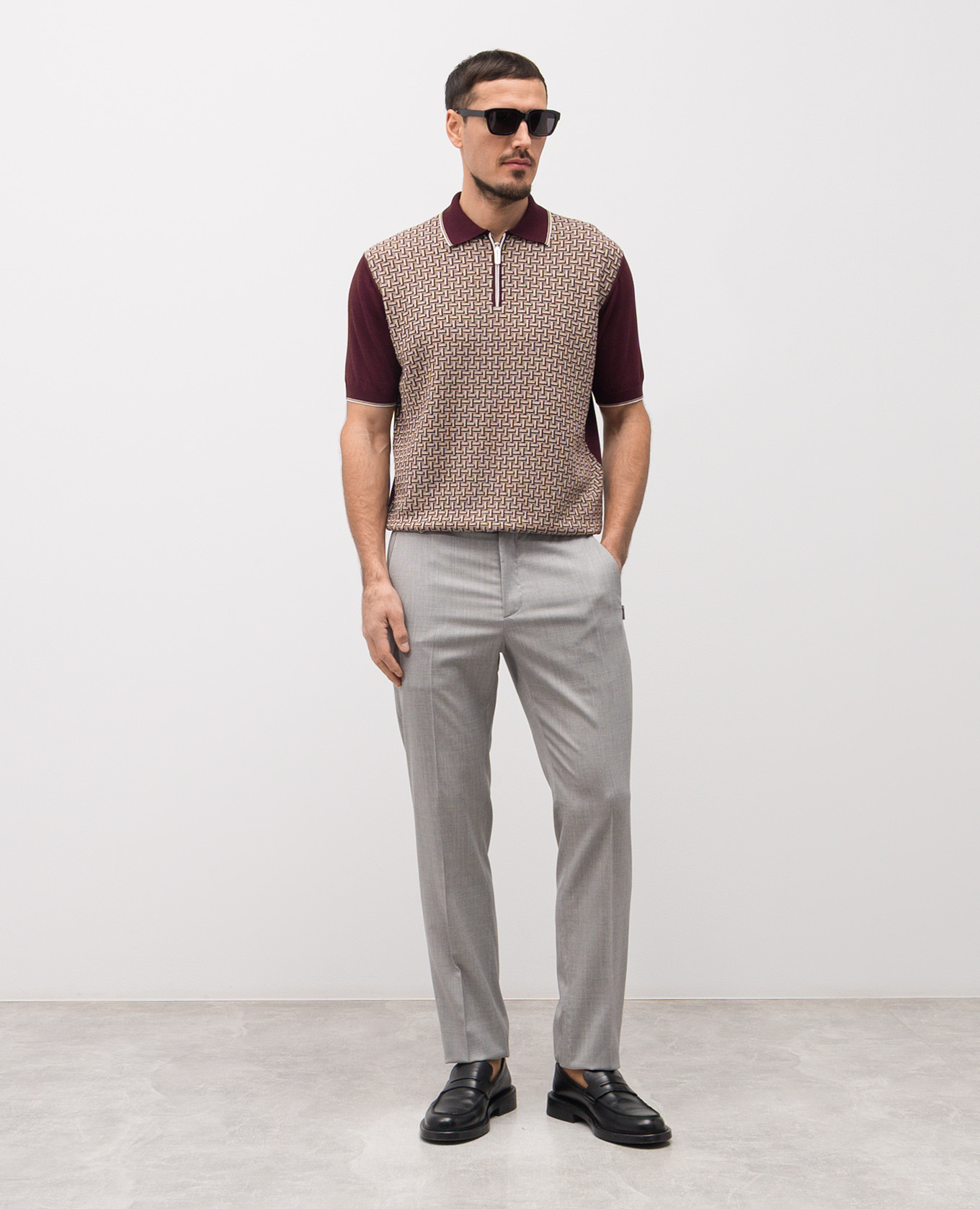 Burgundy polo shirt with silk in a contrasting pattern Stefano Ricci
Burgundy polo shirt with silk in a contrasting pattern Stefano Ricci