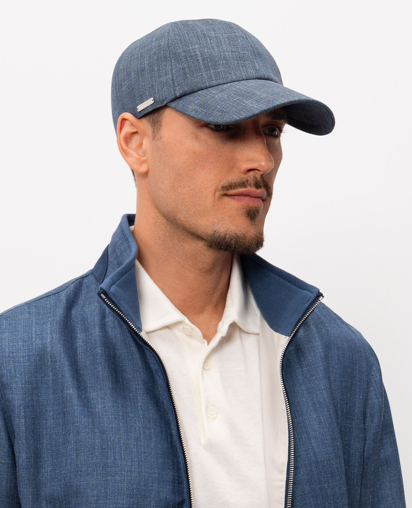 Blue wool, silk and linen cap with logo engraving Enrico Mandelli
Blue wool, silk and linen cap with logo engraving Enrico Mandelli