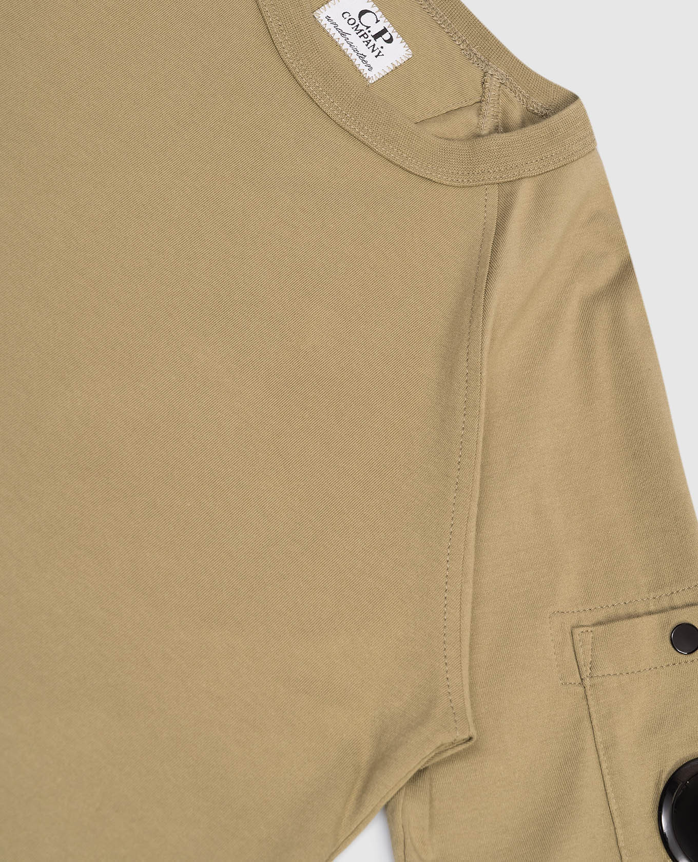 Children's khaki T-shirt with logo patch C.P. Company
Children's khaki T-shirt with logo patch C.P. Company