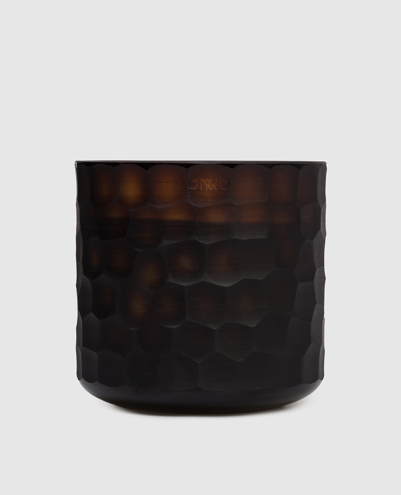 Circle Amber candle with Safari scent in a glass candle holder Onno, Brown
Circle Amber candle with Safari scent in a glass candle holder Onno, Brown