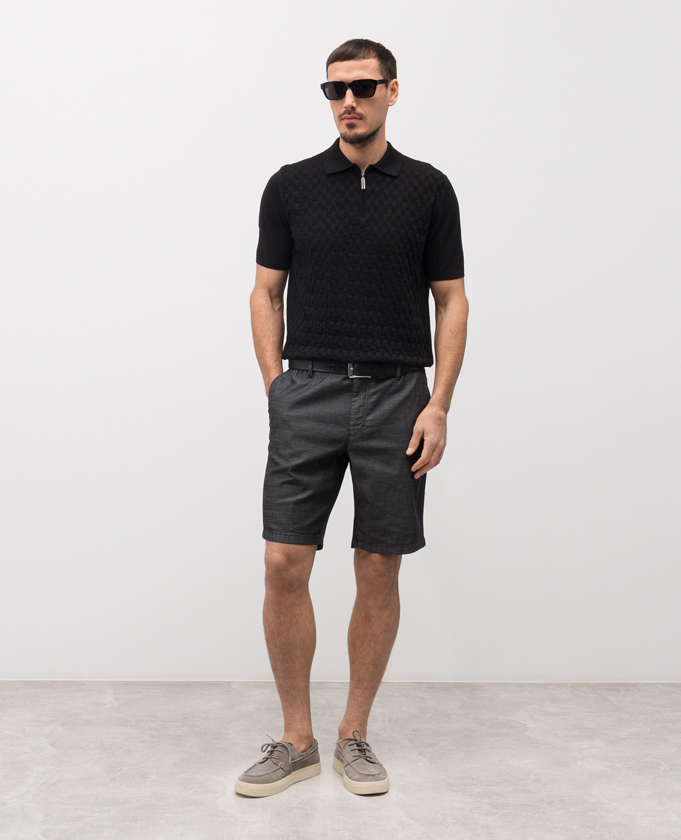 Black polo shirt with patterned silk Stefano Ricci
Black polo shirt with patterned silk Stefano Ricci