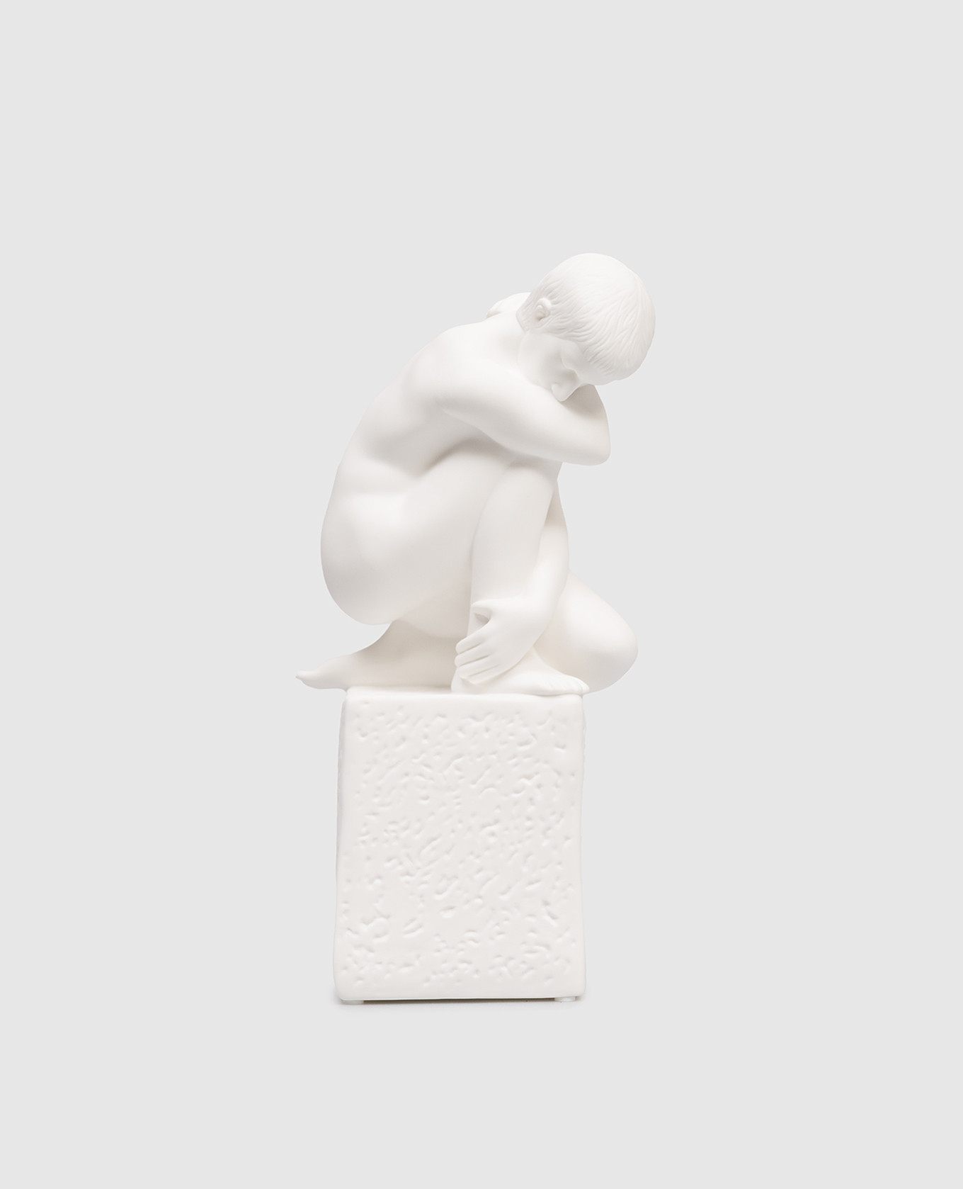 Decorative porcelain figurine Zodiac Virgo man Palais Royal, White
Decorative porcelain figurine Zodiac Virgo man Palais Royal, White