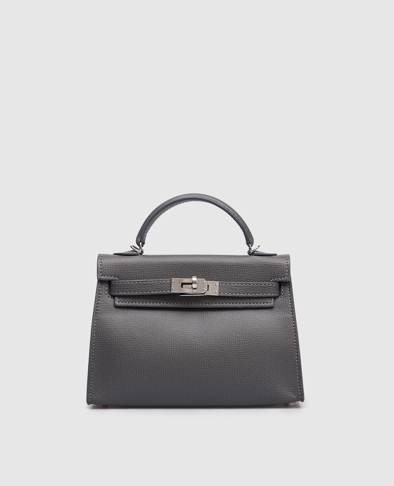 Grey leather satchel bag Babe Pay Pls
Grey leather satchel bag Babe Pay Pls