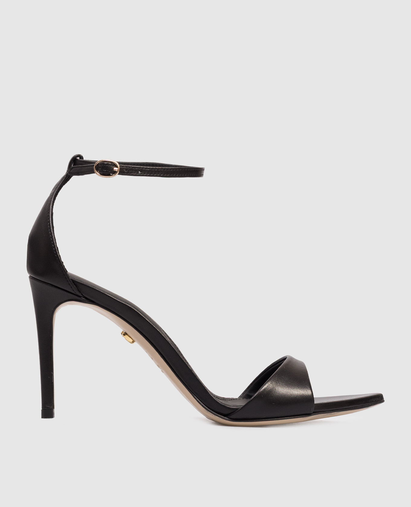 Black leather sandals Babe Pay Pls
Black leather sandals Babe Pay Pls