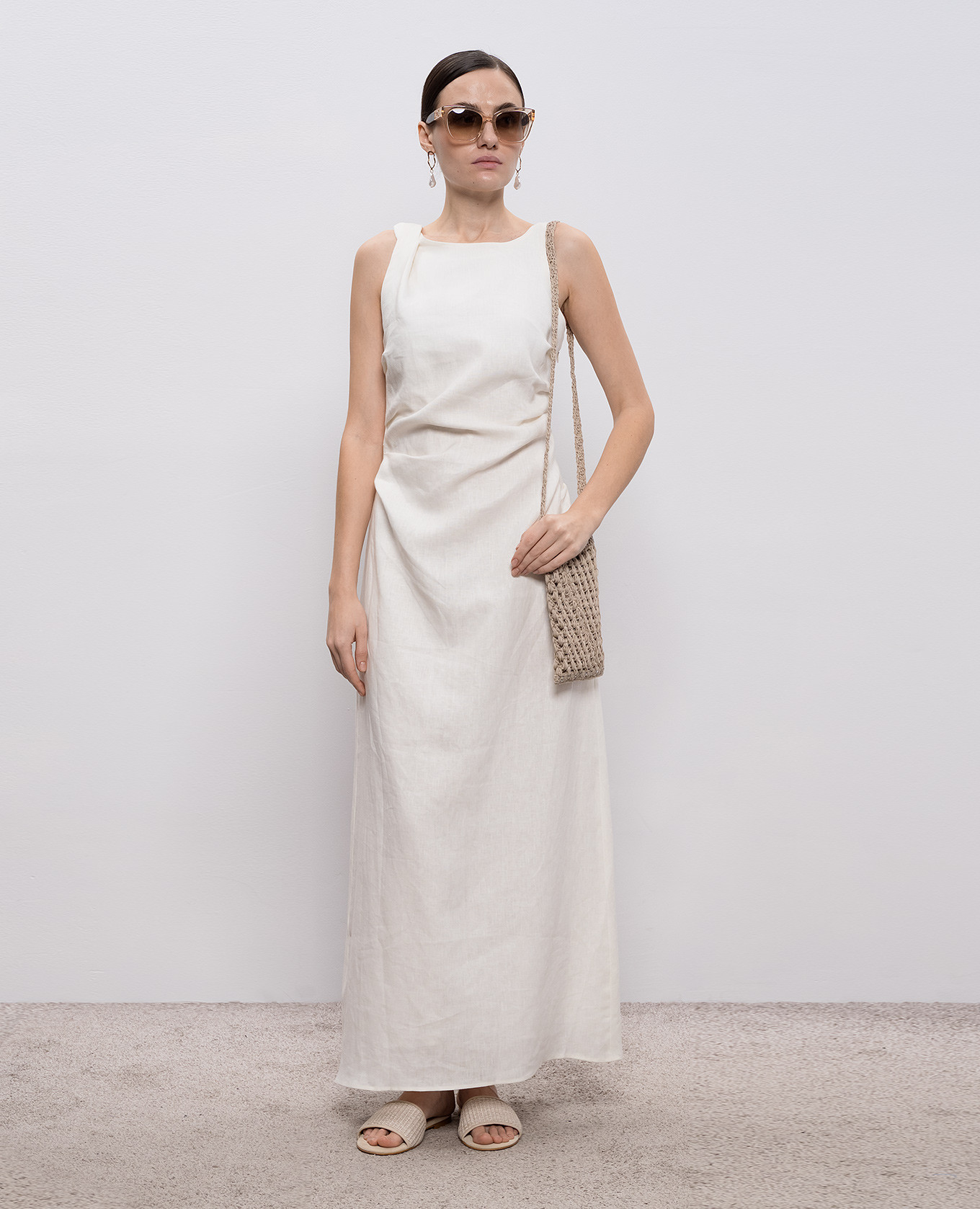 Cera white linen dress Faithfull
Cera white linen dress Faithfull