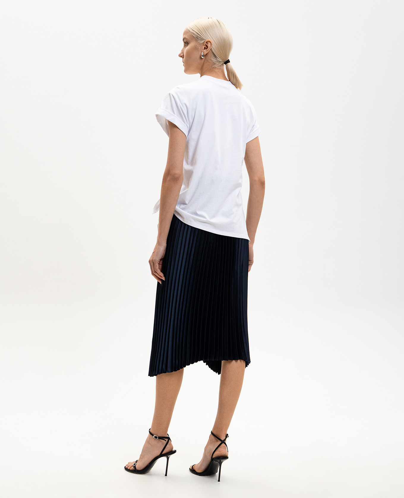 Double-layered midi dress with pleating 3.1 Phillip Lim, White
Double-layered midi dress with pleating 3.1 Phillip Lim, White