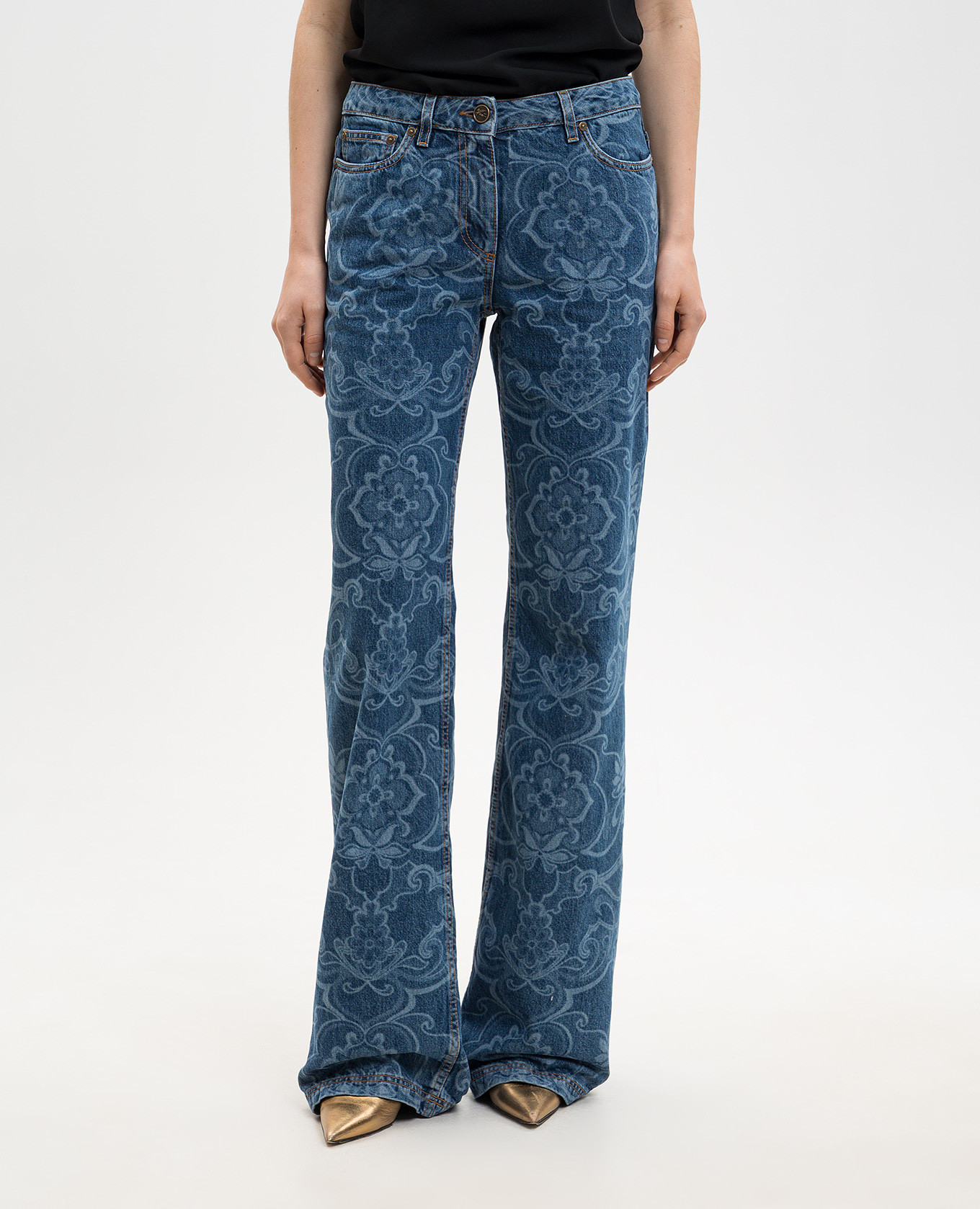 Blue jeans with a branded print Etro
Blue jeans with a branded print Etro