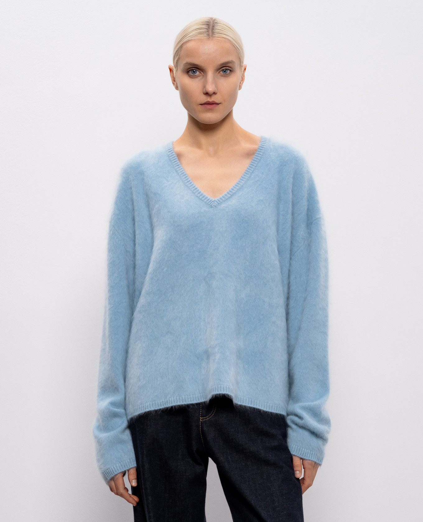 Margareta blue cashmere pullover LISA YANG, Light blue
Margareta blue cashmere pullover LISA YANG, Light blue
