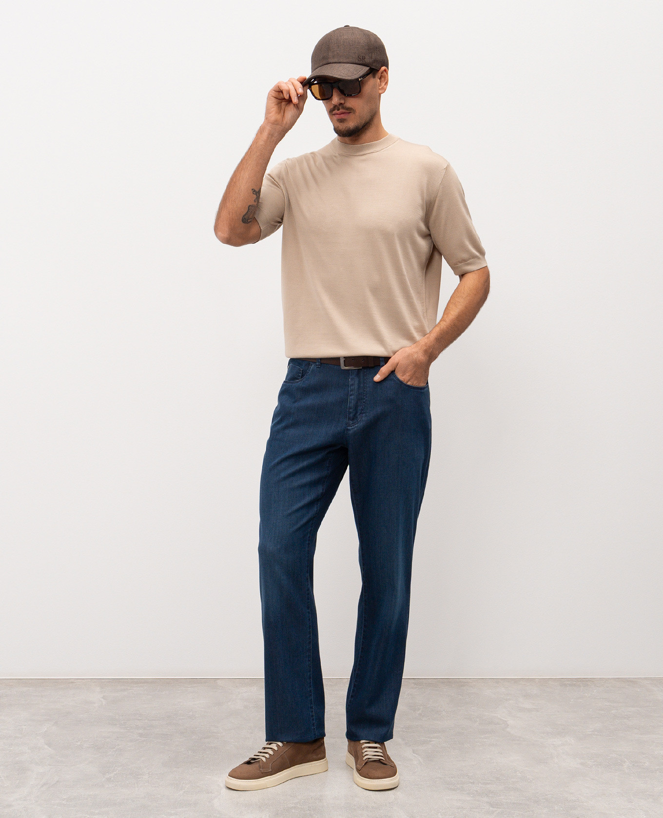 Beige silk T-shirt Stefano Ricci
Beige silk T-shirt Stefano Ricci