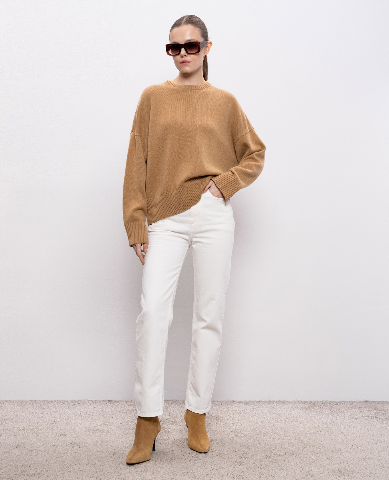 Brown ANTON cashmere sweater Loulou de Saison
Brown ANTON cashmere sweater Loulou de Saison