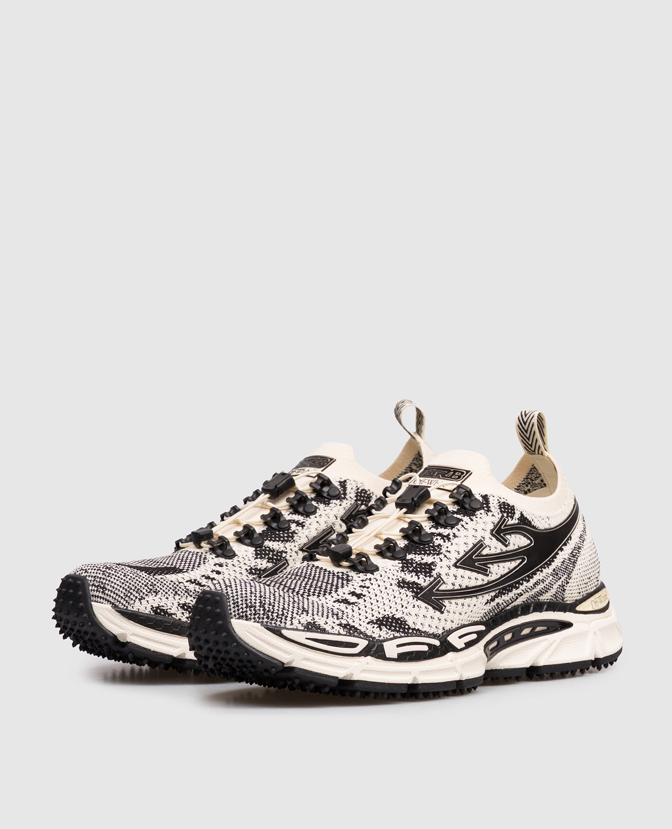 Beige sneakers Be Right Back Off-White
Beige sneakers Be Right Back Off-White