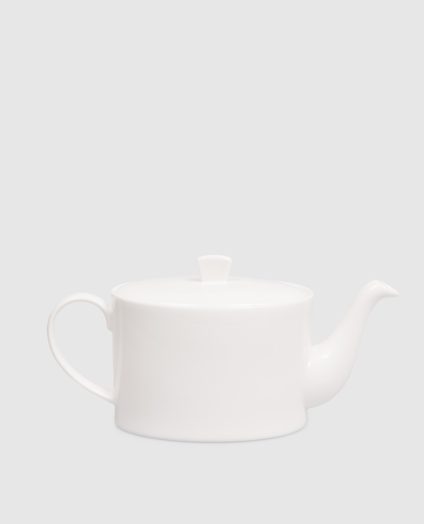 White porcelain teapot Positano Geminiano Cozzi 1765
White porcelain teapot Positano Geminiano Cozzi 1765