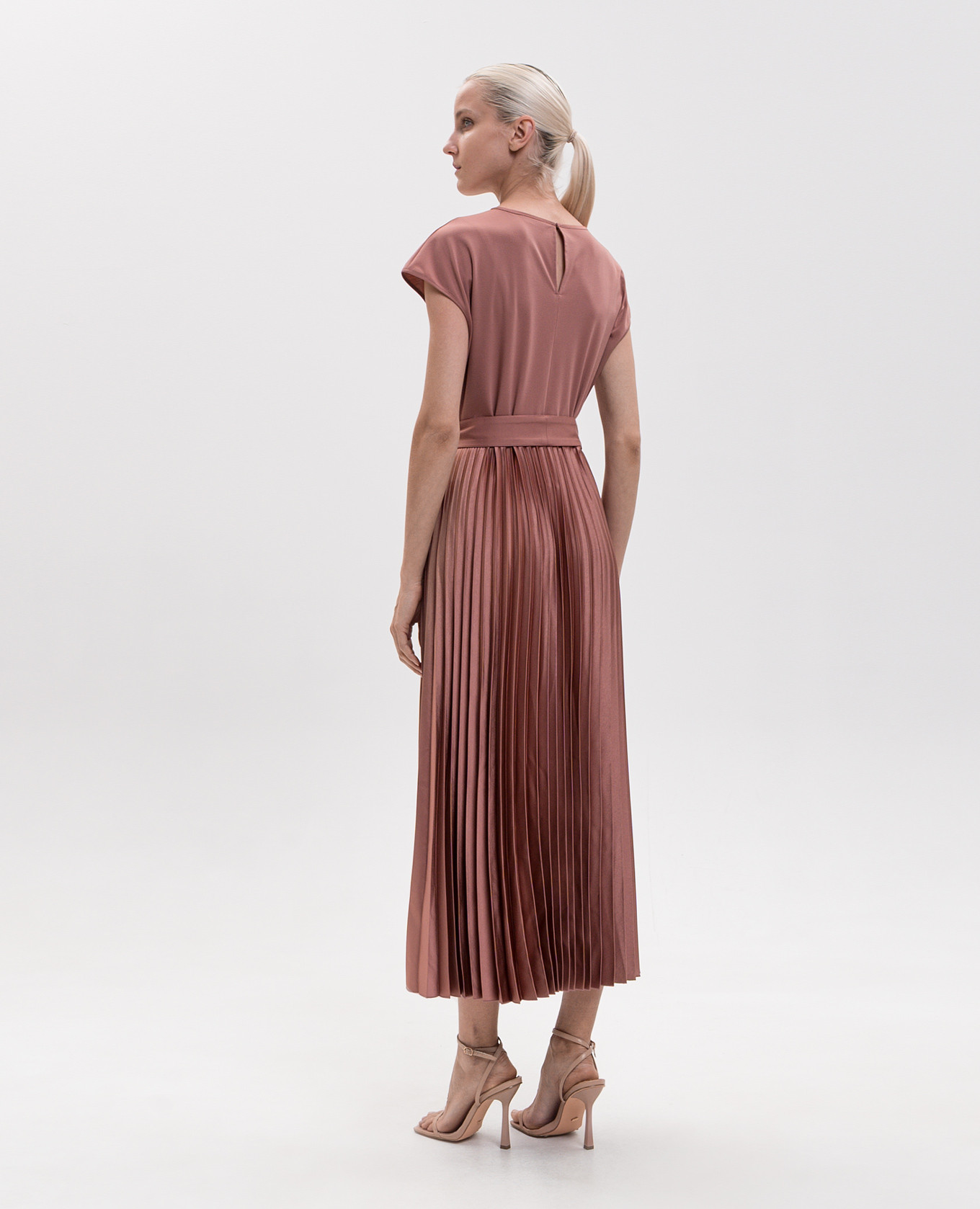 Pink midi dress GELA Max Mara Weekend
Pink midi dress GELA Max Mara Weekend