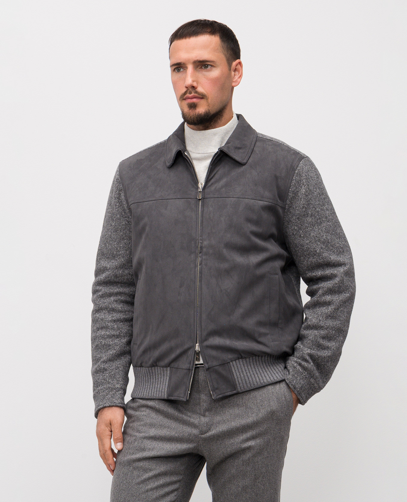 Gray jacket with wool CAPOBIANCO, Grey
Gray jacket with wool CAPOBIANCO, Grey