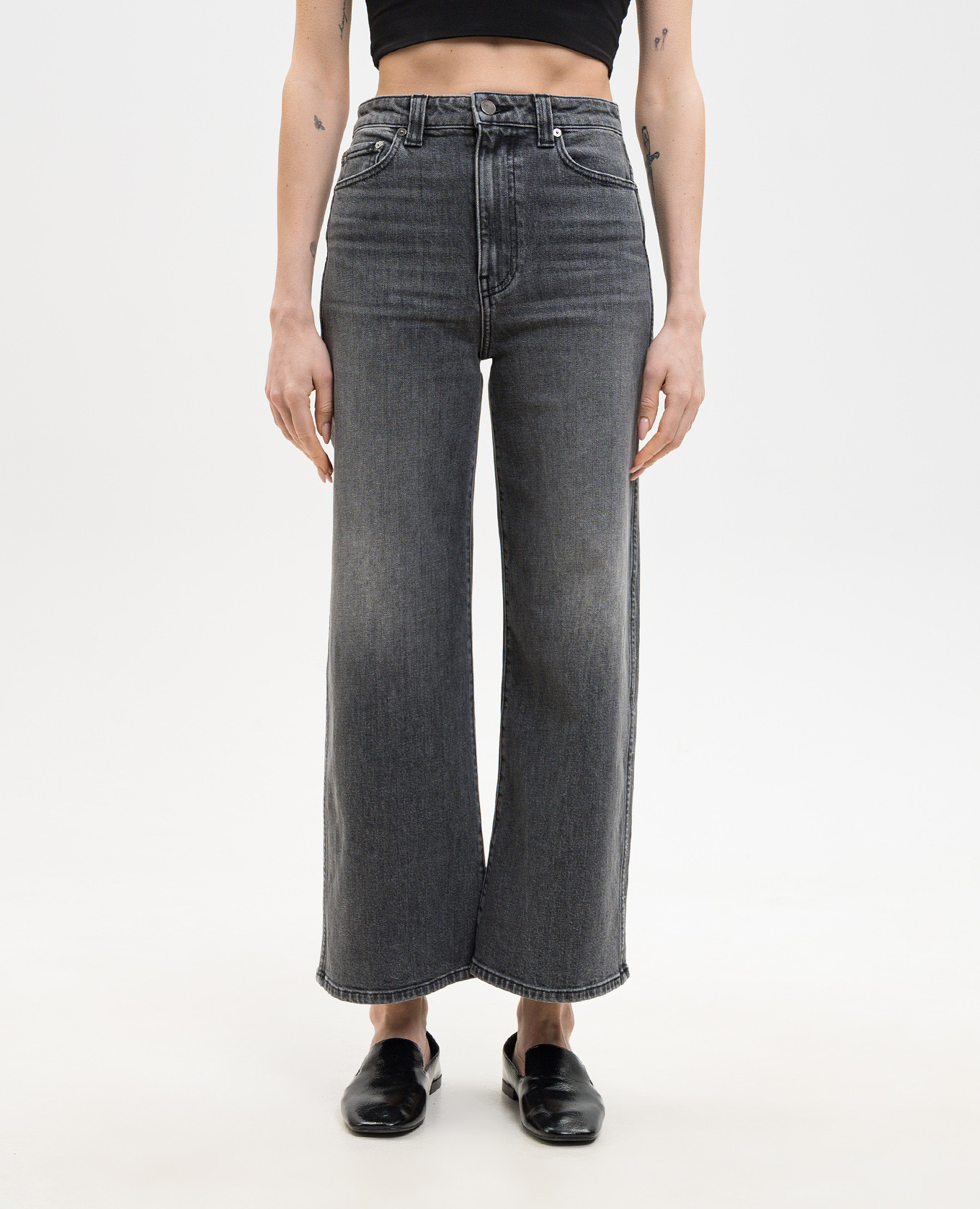 Delina black distressed jeans Khaite
Delina black distressed jeans Khaite