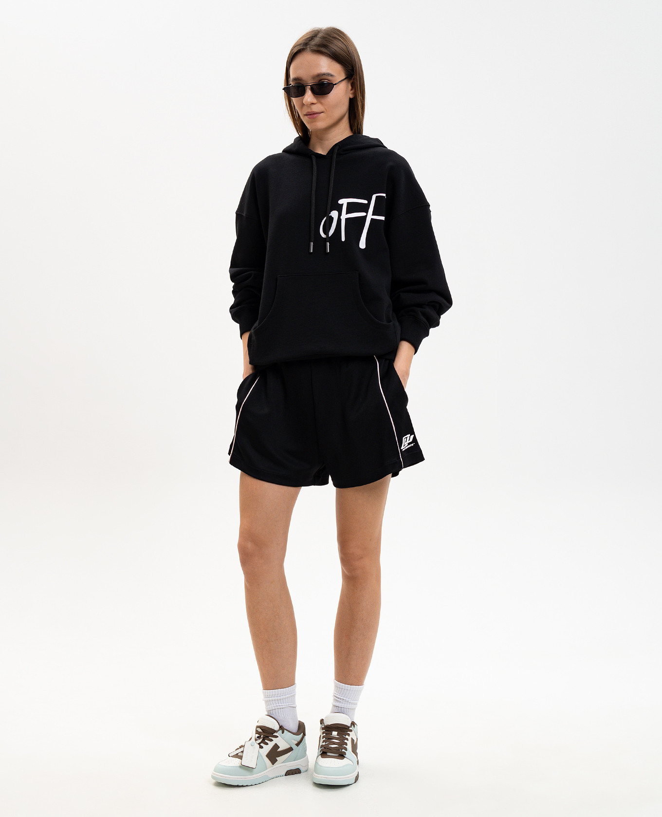 Black shorts with logo print Off-White
Black shorts with logo print Off-White
