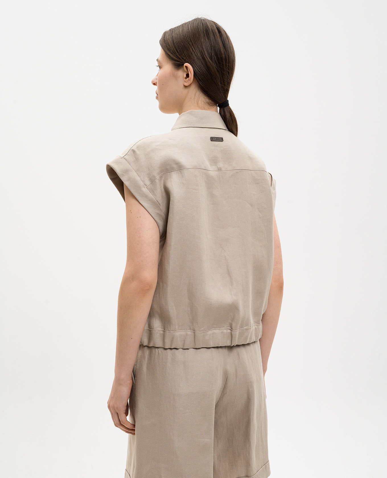 Beige linen shirt with short sleeves Peserico
Beige linen shirt with short sleeves Peserico