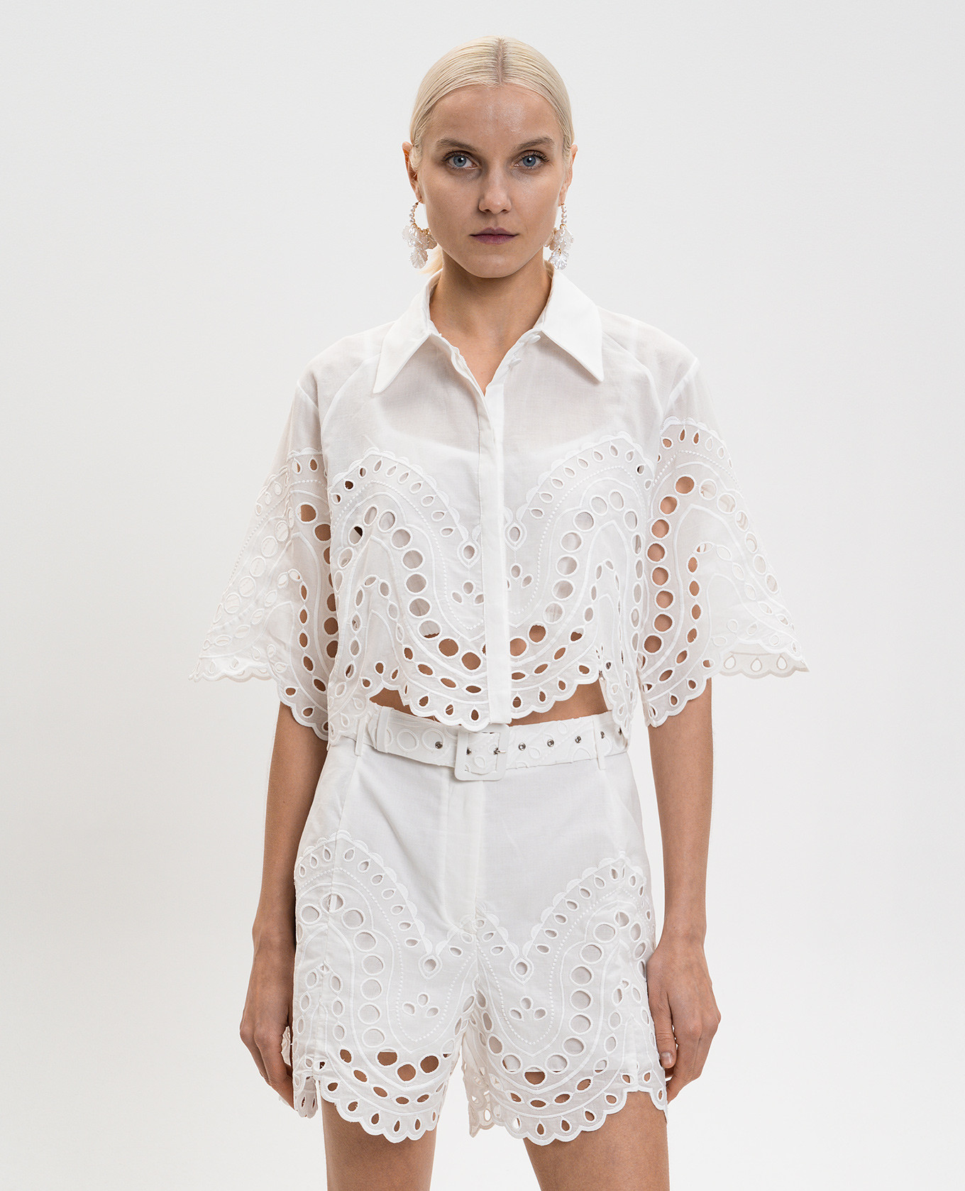 White cropped Storm blouse Charo Ruiz
White cropped Storm blouse Charo Ruiz