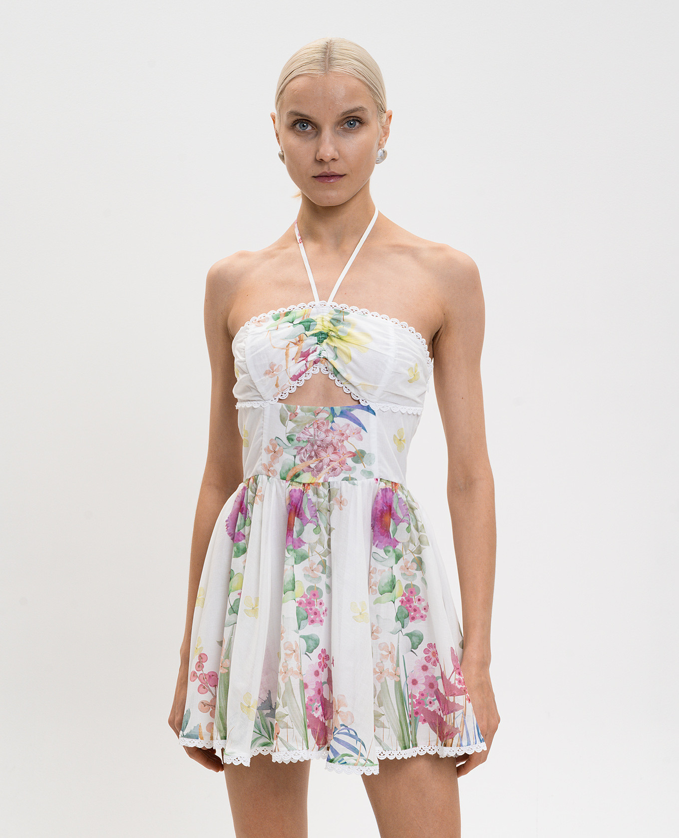 Alheli white floral print mini dress Charo Ruiz
Alheli white floral print mini dress Charo Ruiz