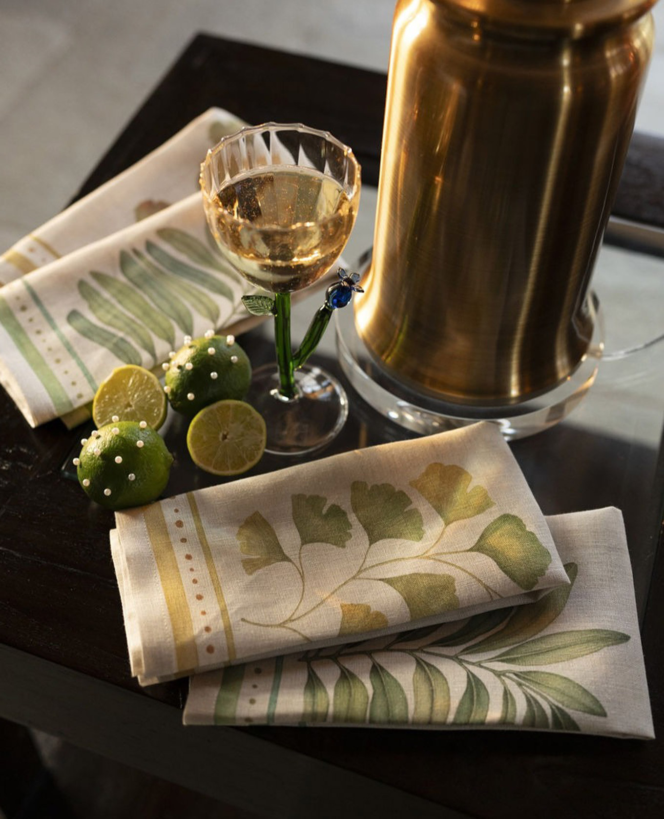 Set of gray TAMARINDO linen serving napkins TESSITURA TOSCANA TELERIE, Grey
Set of gray TAMARINDO linen serving napkins TESSITURA TOSCANA TELERIE, Grey