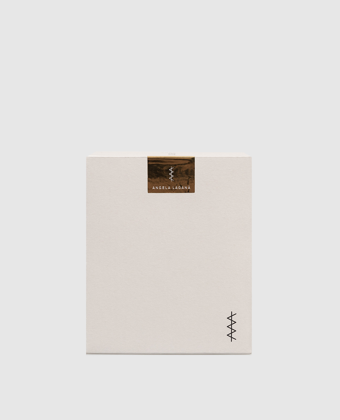 Massage candle in a glass candlestick with a stand Angela Lagana, White
Massage candle in a glass candlestick with a stand Angela Lagana, White