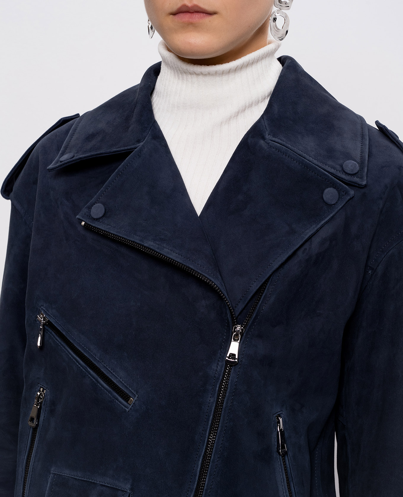 Blue suede leather jacket Babe Pay Pls
Blue suede leather jacket Babe Pay Pls