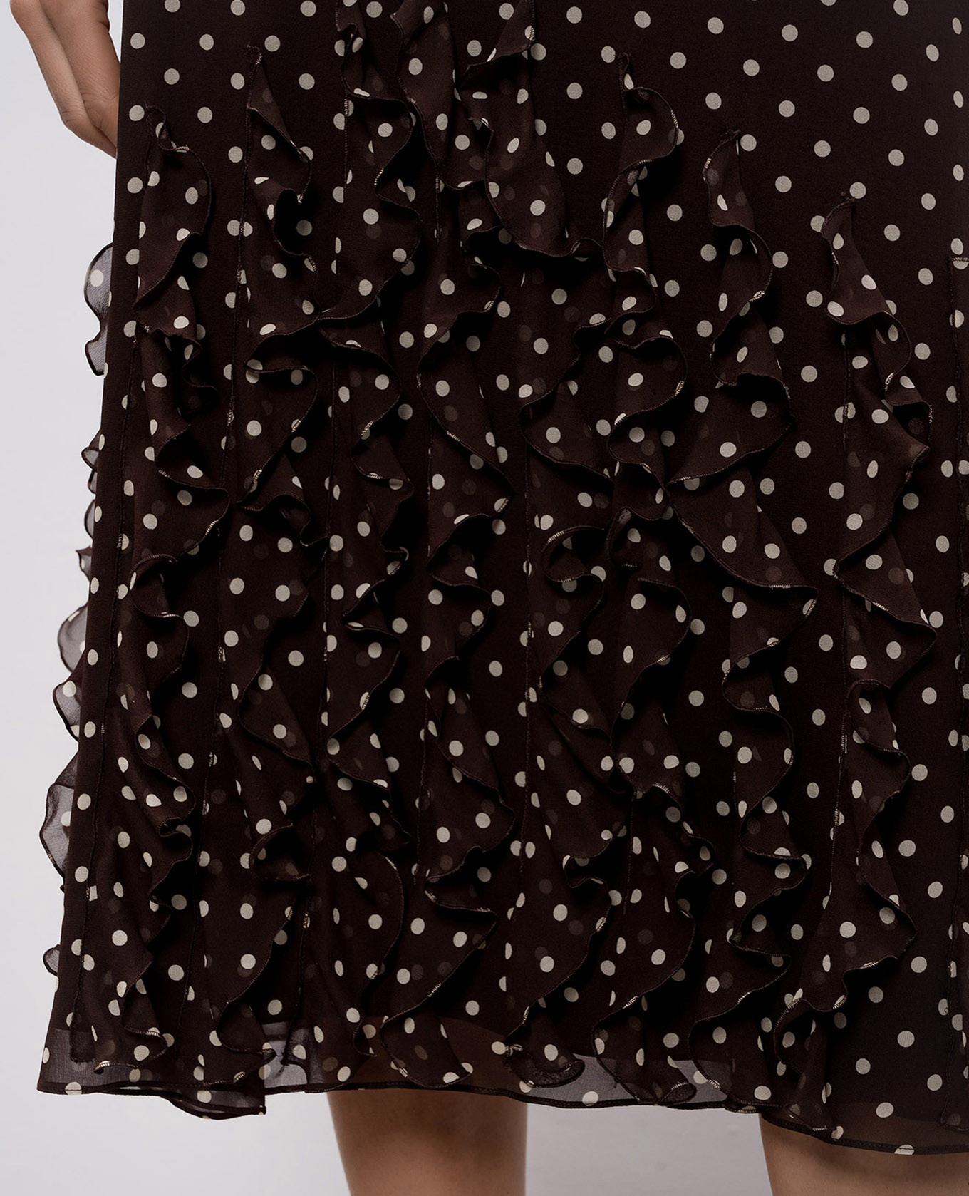 Brown polka dot silk skirt Valentino
Brown polka dot silk skirt Valentino