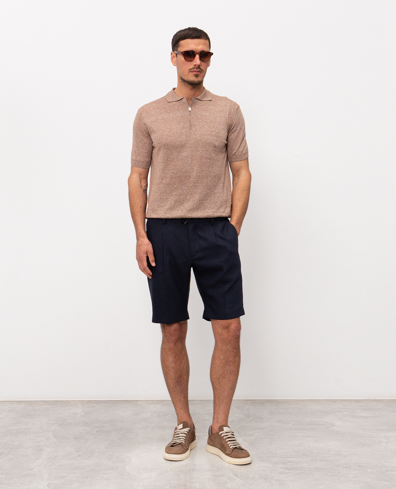 Brown polo with linen Cashmere&Whiskey
Brown polo with linen Cashmere&Whiskey