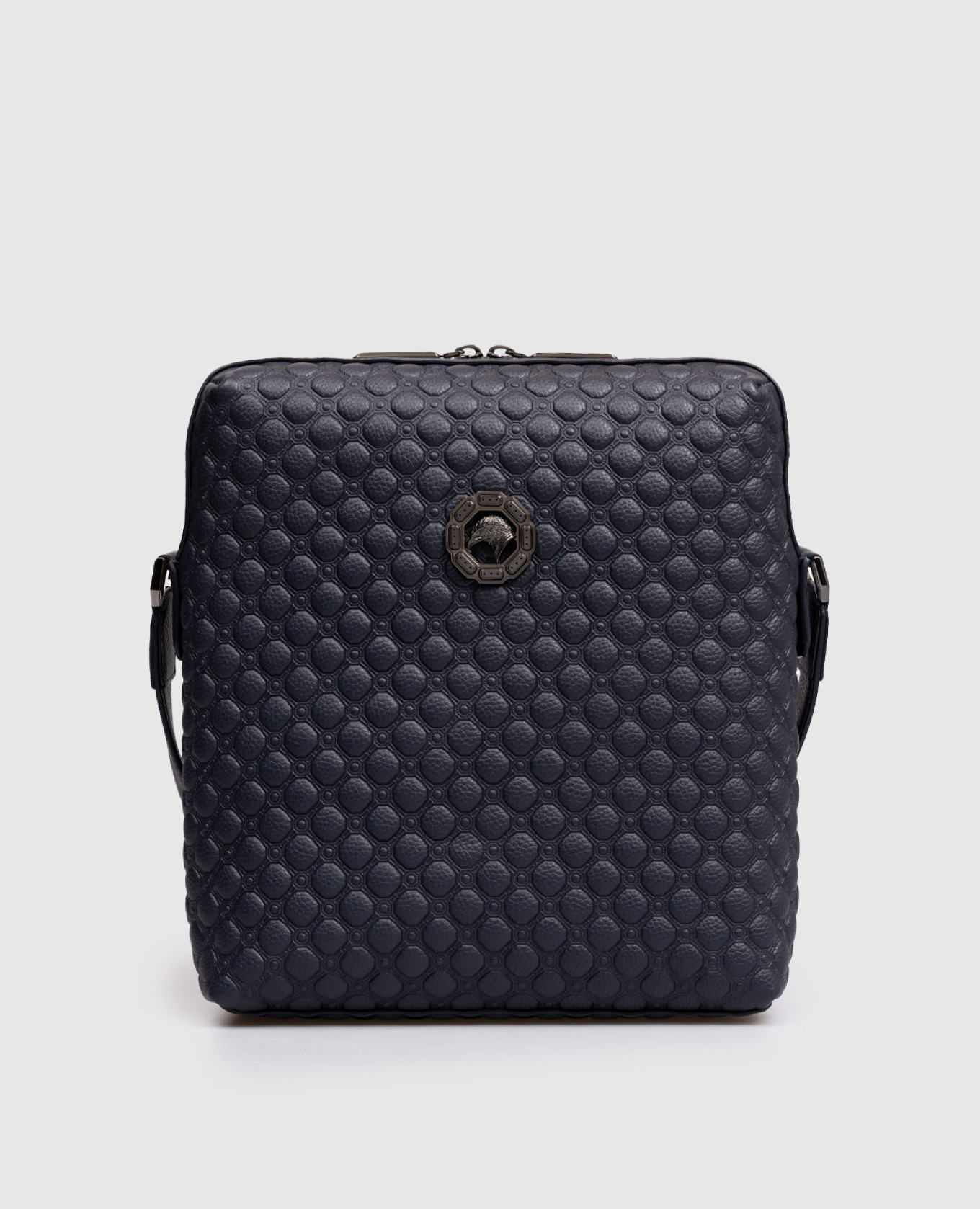 Blue leather bag with ruthenium-coated emblem Stefano Ricci
Blue leather bag with ruthenium-coated emblem Stefano Ricci