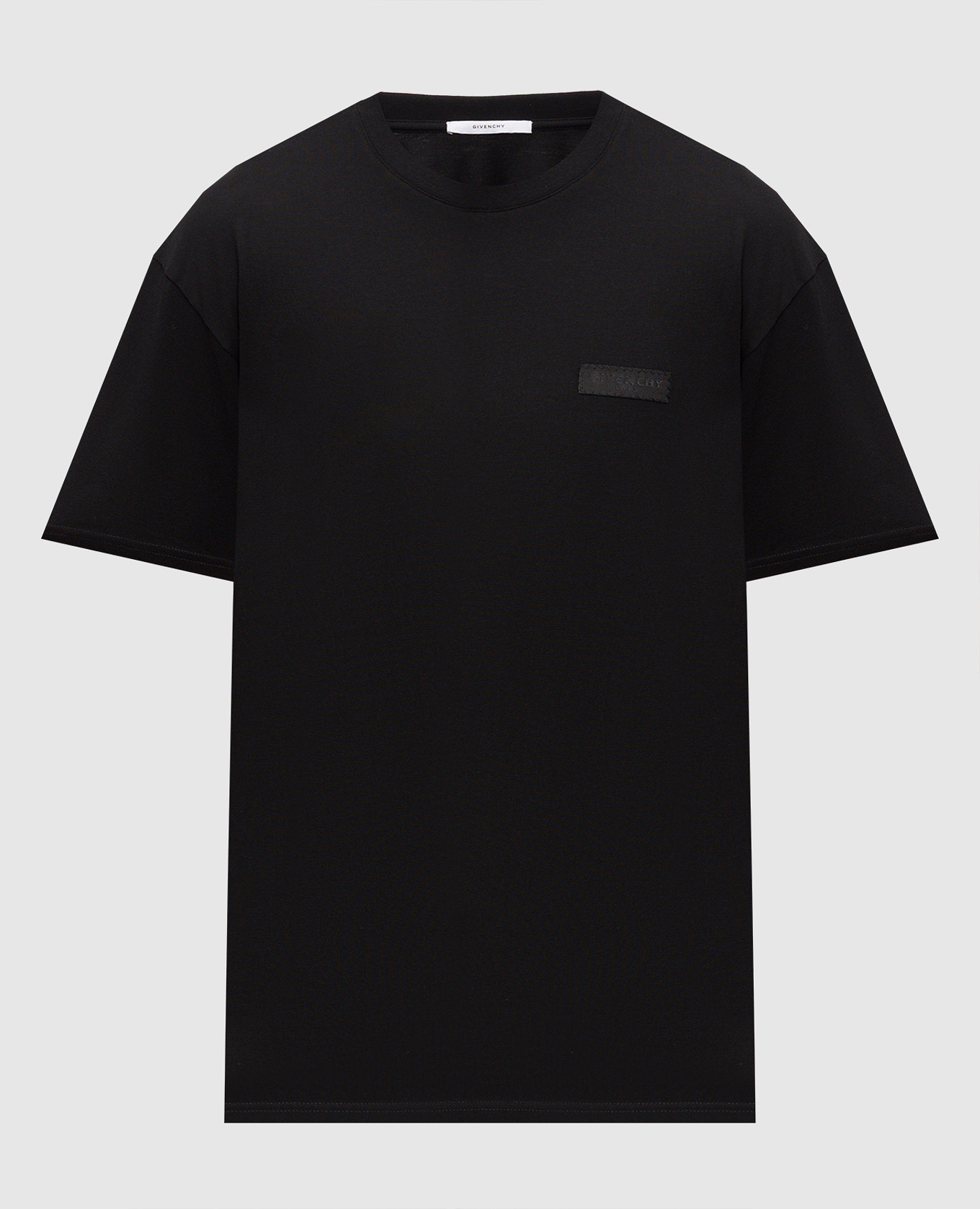 Black T-shirt with logo patch Givenchy
Black T-shirt with logo patch Givenchy