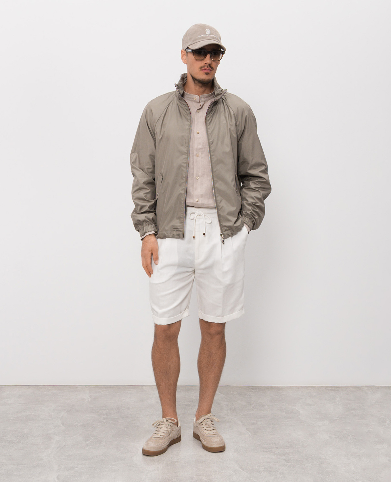 Beige linen shirt Brunello Cucinelli
Beige linen shirt Brunello Cucinelli