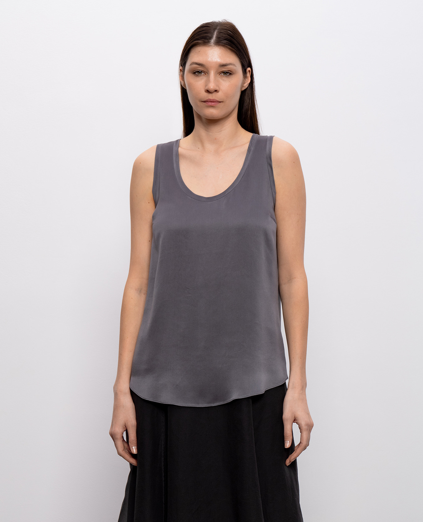 Gray silk top Brunello Cucinelli, Grey
Gray silk top Brunello Cucinelli, Grey