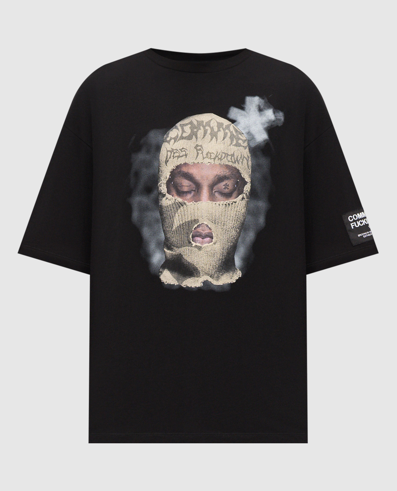 Black T-shirt with print Comme des Fuckdown
Black T-shirt with print Comme des Fuckdown