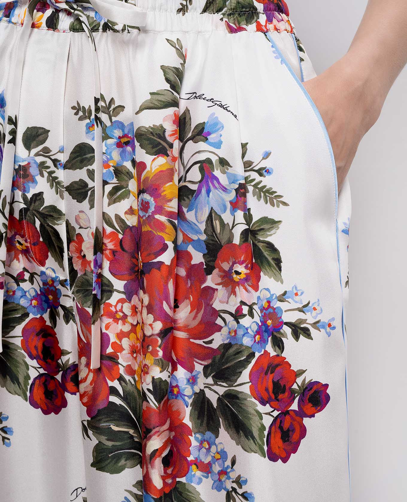White printed silk pants Dolce&Gabbana
White printed silk pants Dolce&Gabbana