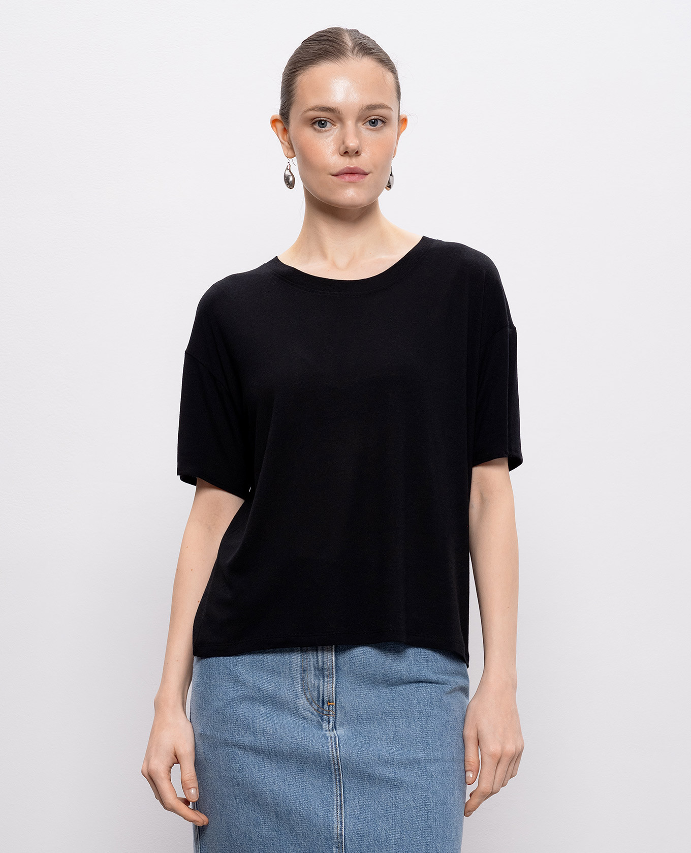 Black EZRA T-shirt Loulou de Saison
Black EZRA T-shirt Loulou de Saison