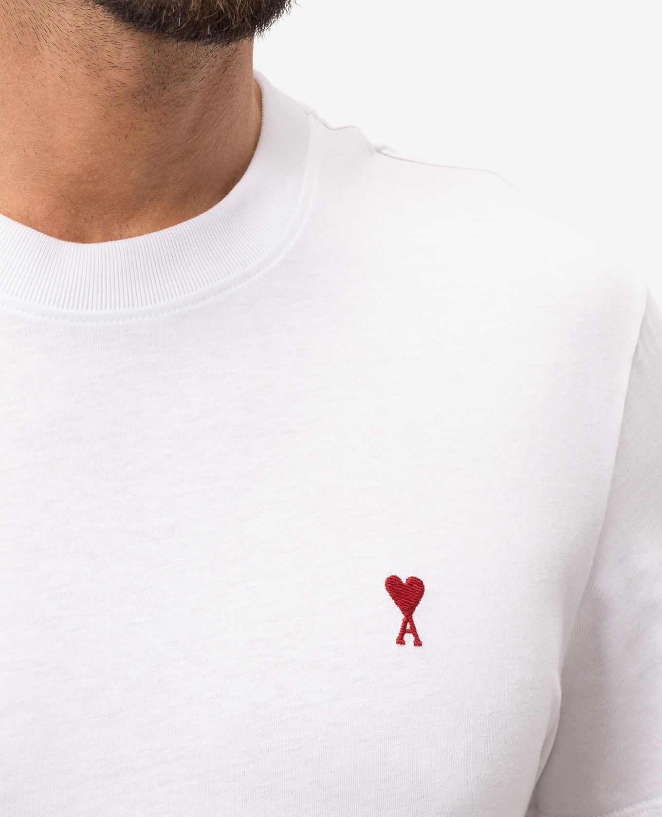 White T-shirt with embroidered emblem Ami Paris
White T-shirt with embroidered emblem Ami Paris