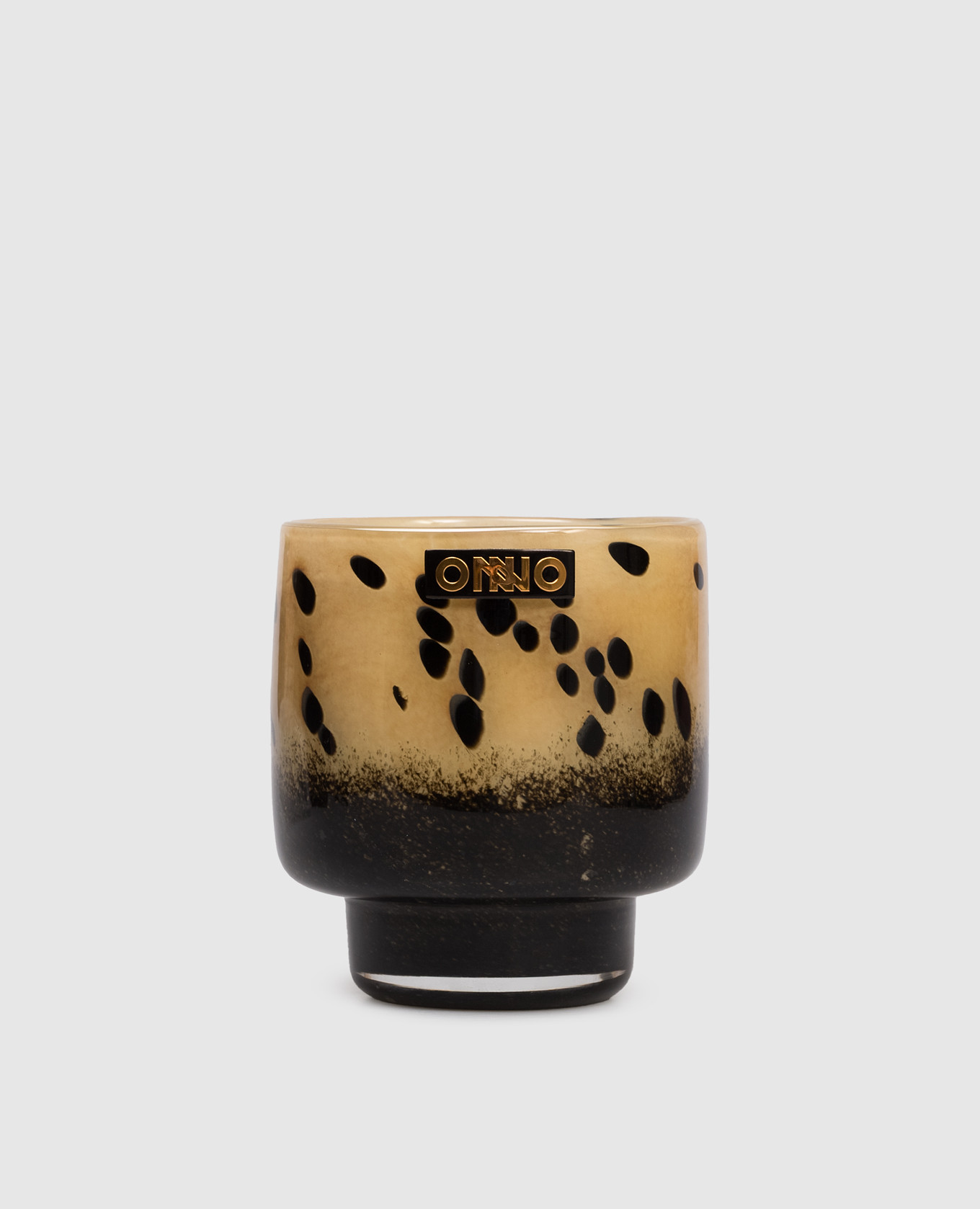 Art Brigitte candle with Zanzibar scent in a glass candle holder Onno, Beige
Art Brigitte candle with Zanzibar scent in a glass candle holder Onno, Beige