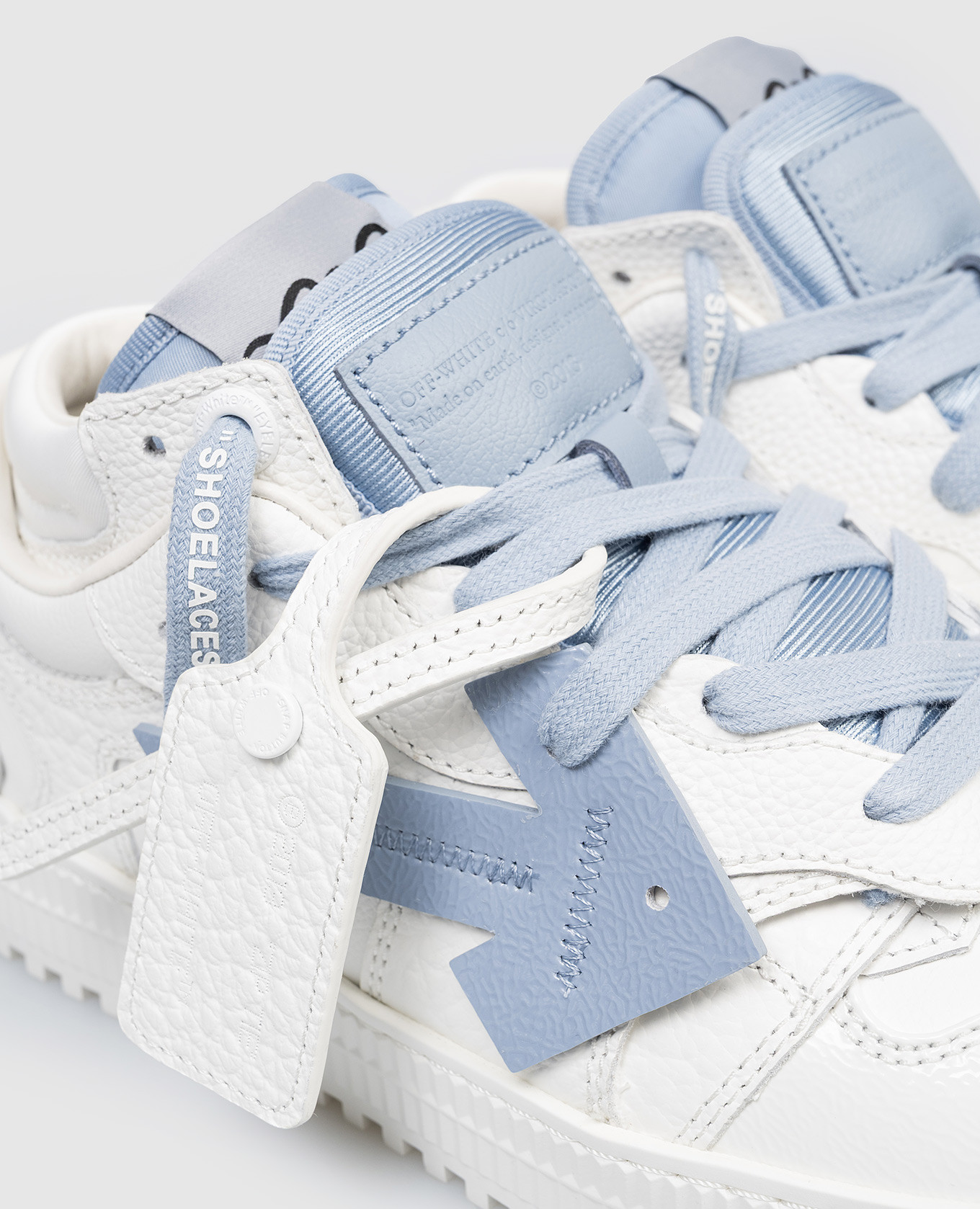 White leather sneakers 3.0 Floating Arrow Off-White
White leather sneakers 3.0 Floating Arrow Off-White