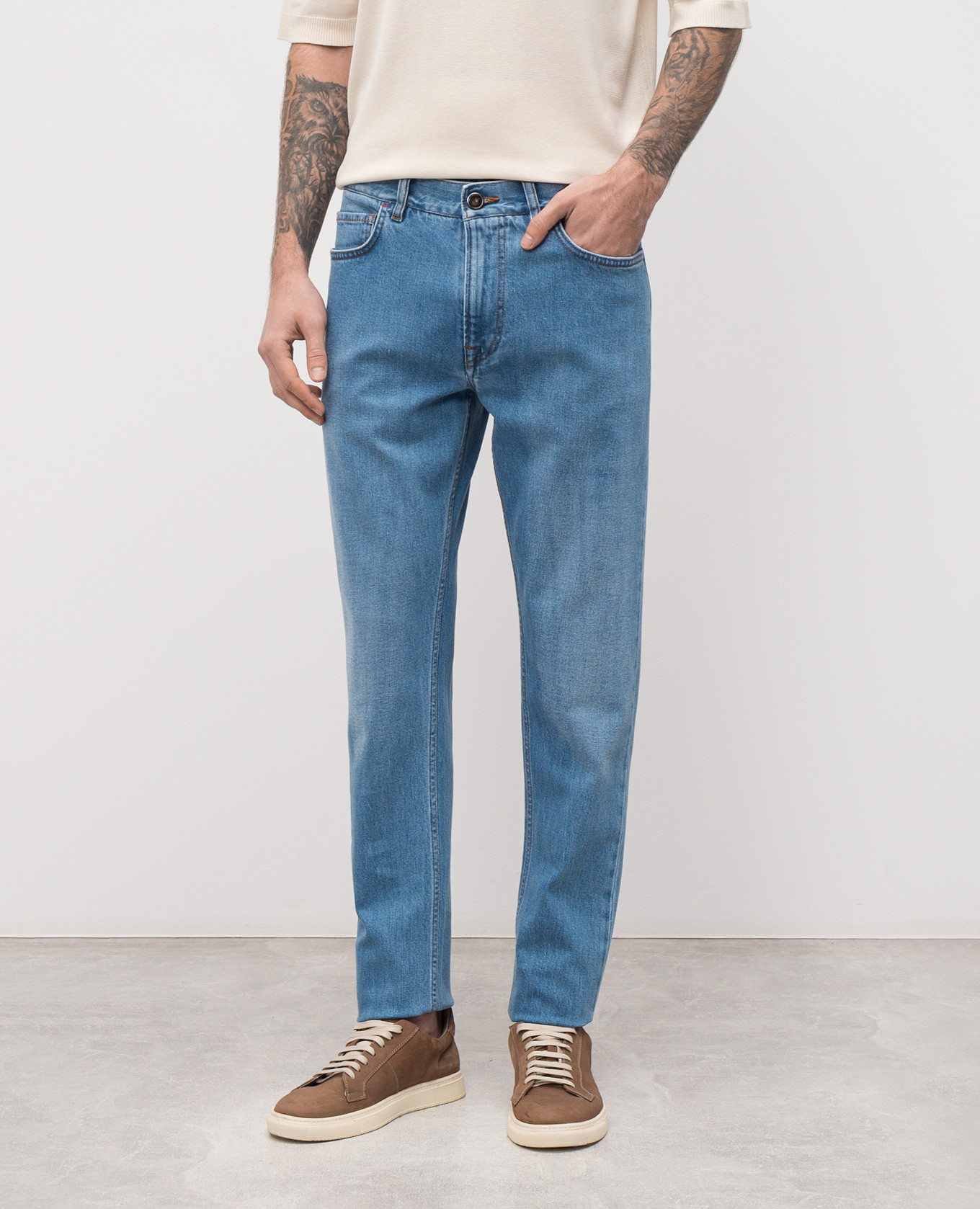 Blue jeans with a worn effect ISAIA, Light blue
Blue jeans with a worn effect ISAIA, Light blue