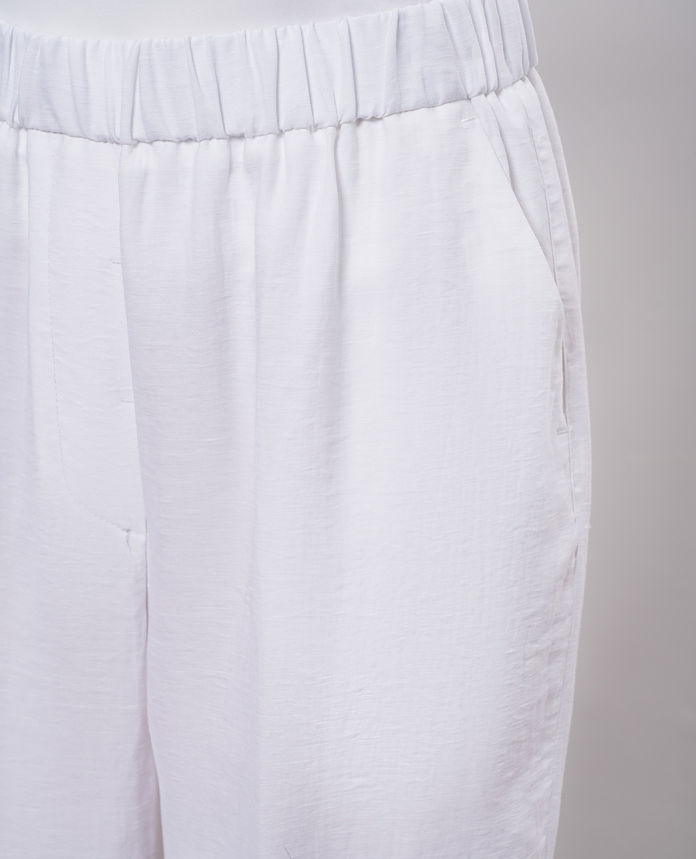 White linen pants with lapels Peserico
White linen pants with lapels Peserico