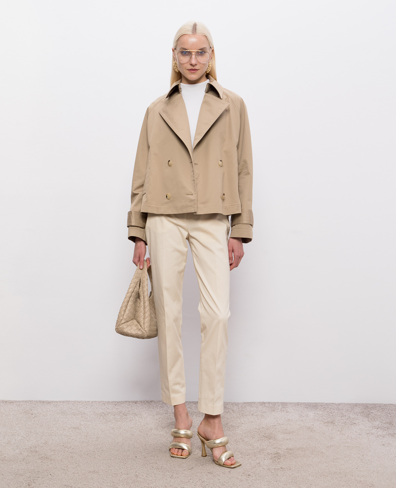 Beige cropped trench coat Zago JOSEPH
Beige cropped trench coat Zago JOSEPH