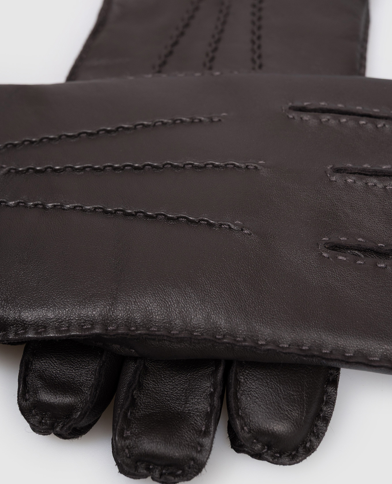 Brown leather gloves with emblem Trussardi
Brown leather gloves with emblem Trussardi