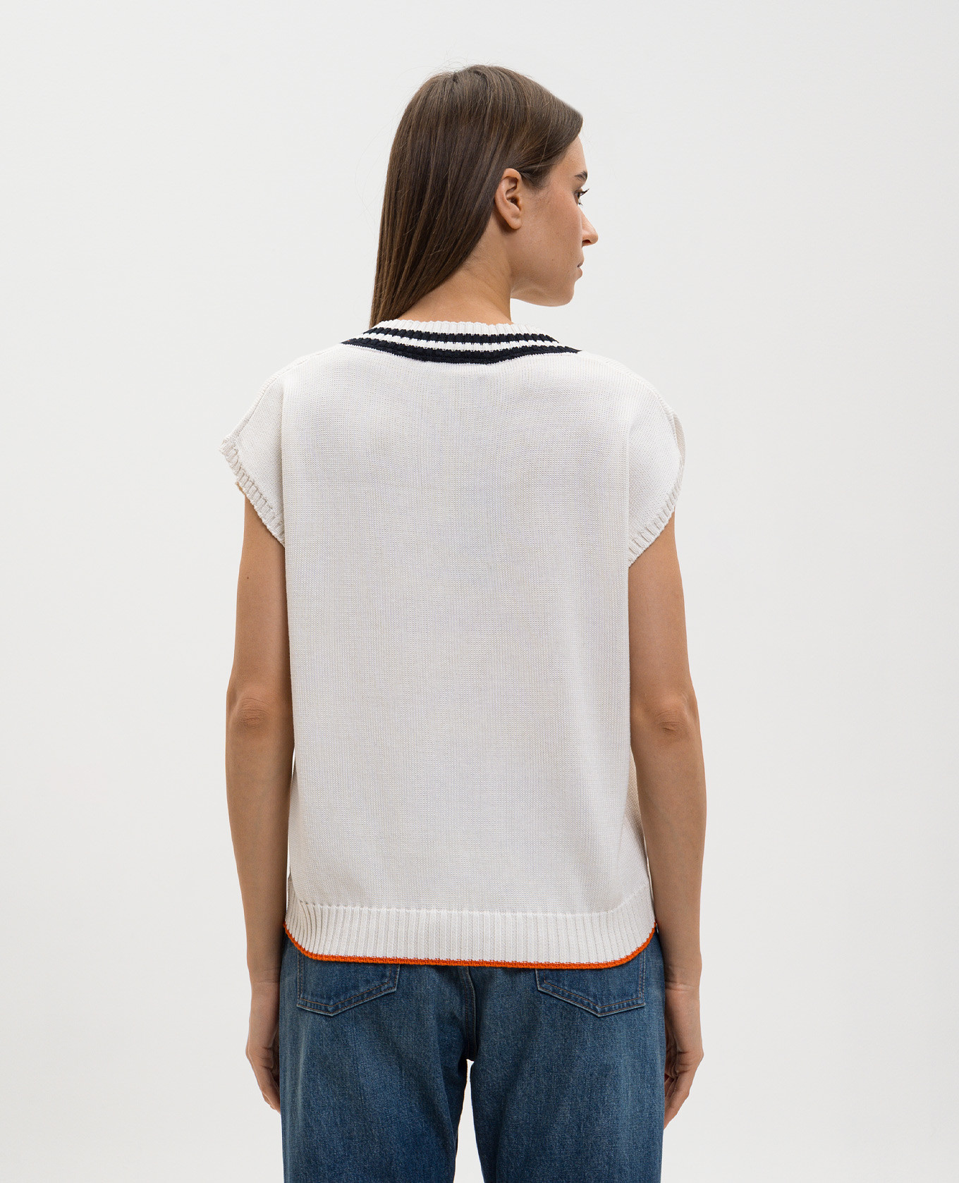 

White MERION vest with silk MooRER